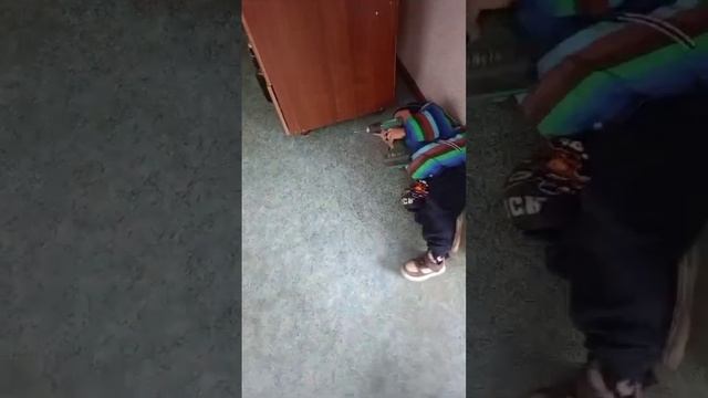 помощник растет