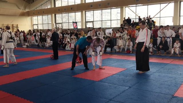 Кубок ВФКК 23.04.2022 Петр Рыбас (красный шлем) финал