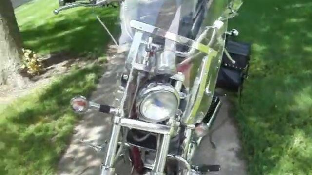 1998 Suzuki Intruder vs 1400 360 VIEW of motorcycle