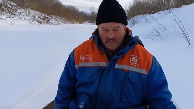Зимой на лодке.mp4