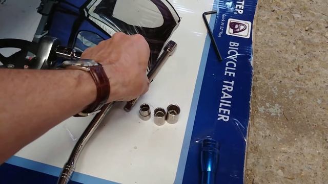 Honda PCX wheel removal(2)