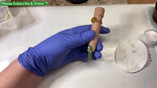 GREEN, GREEN & MORE GREEN! | ACRYLIC SET | NAIO NAILS | 3D FLOWERS