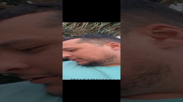 Тайланд Пхукет ем гусениц