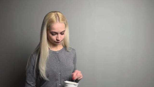 Анжелика Катышева. Роль - жена Пети