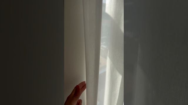 Тюль на угловое окно спальни