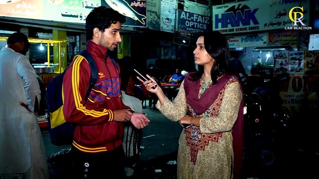 INDIA BEAT JAPAN IN METRO TRAIN🔥 PAKISTANI PUBLIC SHOCKING REACTION 🔥😱 CAM REACTION -ANAM SHEIKH