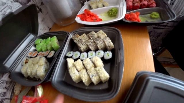 VLOG 100 РОЛЛОВ ЗА РАЗ. СЛАБО ИЛИ НЕТ?05.10.19