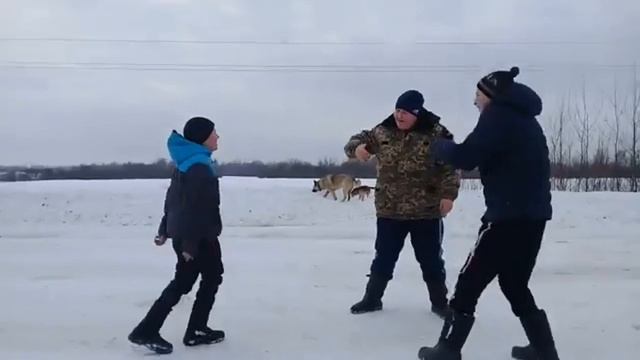 Чуваки флексят под TURN IT ON! (Последний выпуск)