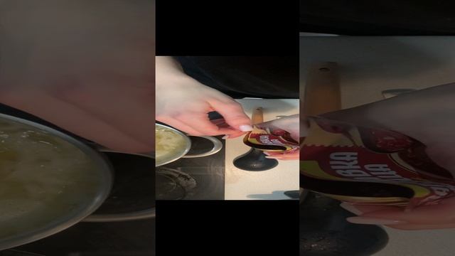 Vkysnogotovim добавляю заправку для борща и все готово