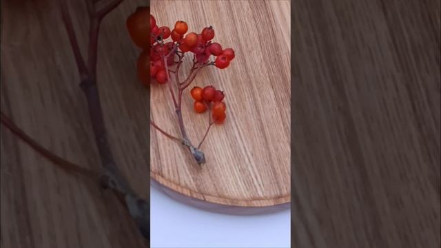 Тарелка из ясеня маленькая