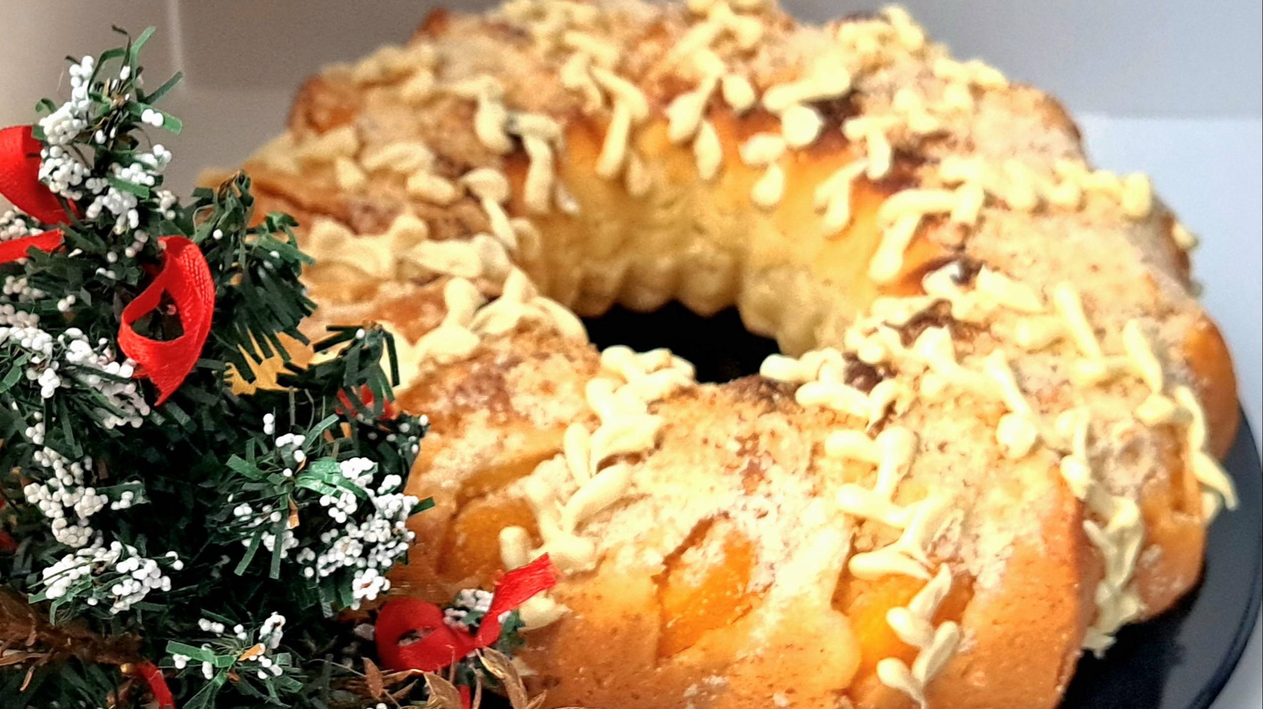 Пирог с персиками