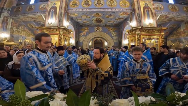 Праздник Введения во Храм Пресвятой Богородицы во Введенском храме . Славление праздника.