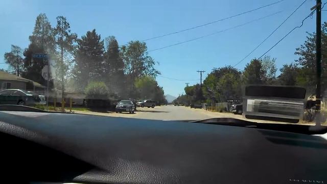 2006 Toyota X runner (Moded) vs 2009 Toyota Avalon XL (stock)
