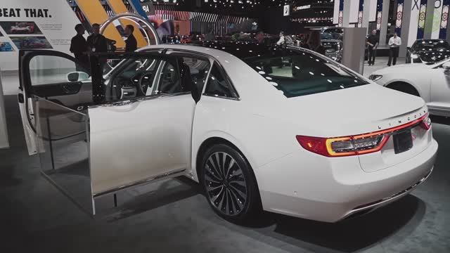 Lincoln Continental Coach Door edition 2020