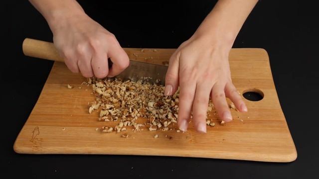 BERÜHMTES NEUJAHRS-Dessert, das YOUTUBE in den Wahnsinn treibt! OHNE Backen! In nur 5 Minuten!