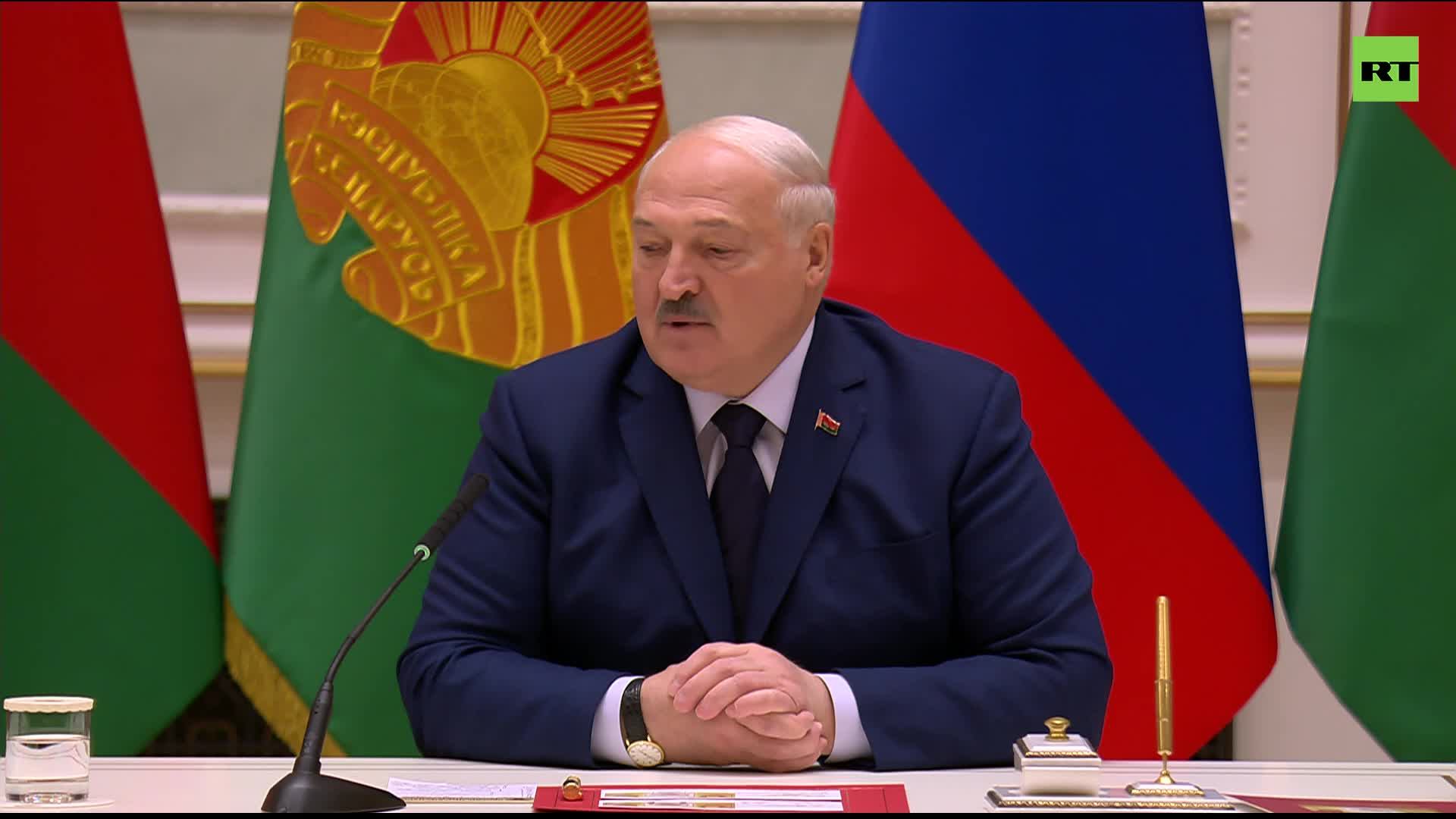 Трансляция RT на русском