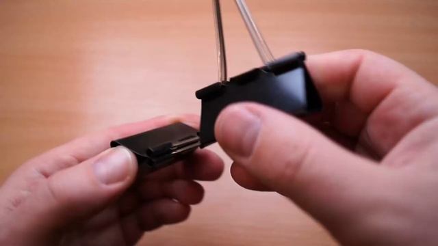 Простейшая подставка для телефона ; )