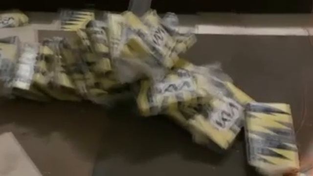 🚨 ФСБ накрыла крупнейшую партию кокаина в России

В Подмосковье задержали членов колумбийского карт