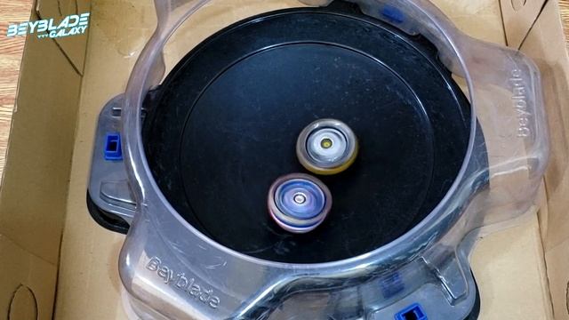 HELIOS VOLCANO .OH.Zn'+Z vs INFINITE ACHILLES .Dm' 1B (Defesa) - Beyblade Burst ベイブレードバースト