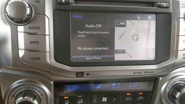 2016 Toyota 4RUNNER Ajustar el Reloj y Luz de la Pantalla, Opciones Cambio de Idioma,y Mas