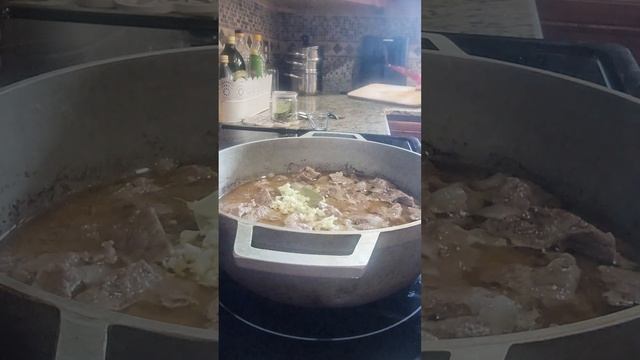 Вкусное, нежное тушёное мясо (говядина). #рецепт #готовимдома #говядина #тушенка #вкусно