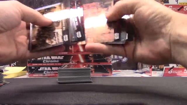 Simon's 2016 Star Wars Chrome Force Awakens 2 Box Break