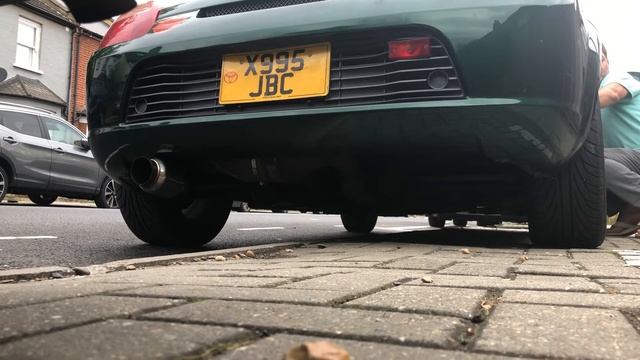 Toyota Mr-s SPYDER & SR-jasma exhaust sounding