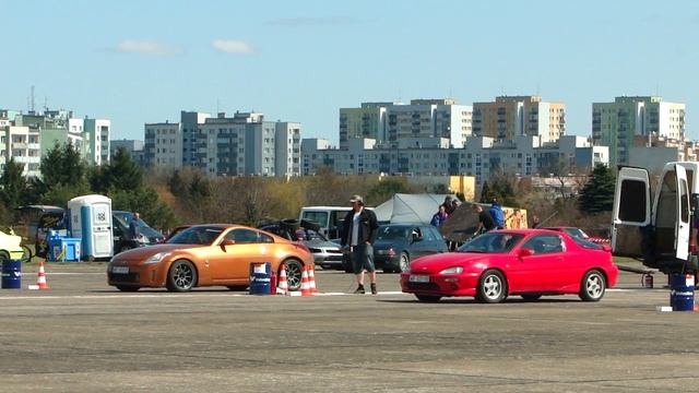 mx-3 1.8 v6 turbo vs nissan 370z