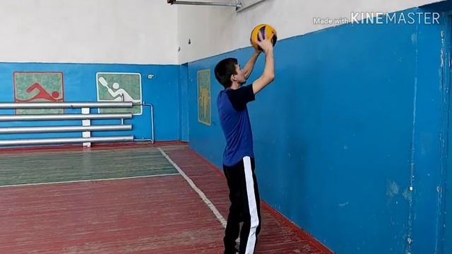 Волейбол допты жоғарыдан қабылдау: Зайтжанов Әліби Сенбайұлы