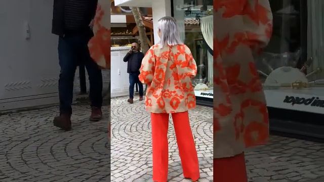Подарки это хорошо, но дарят всякое дерьм...Ссылка в описании!
