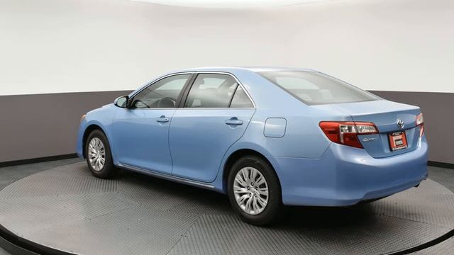 2014 Clearwater Blue Metallic Toyota Camry 4dr Car #P11259