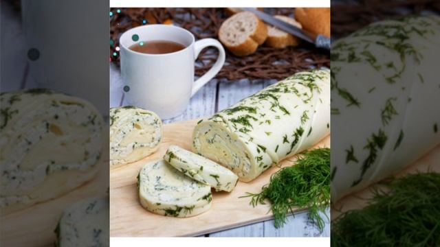 Деревенский рулет из сыра сулугуни с укропом и чесноком, в сырной лавке. 
#сыристра
