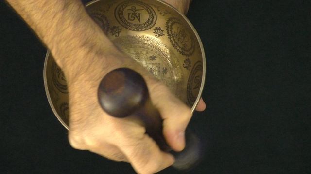 Поющая чаша Бутанская 21 см, Ми 167 Гц, Си 494 Гц
