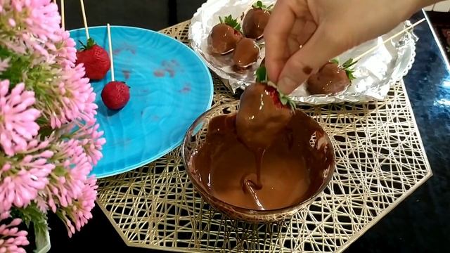 КЛУБНИКА В ШОКОЛАДЕ 🍓🍓🍫🍫// SHOKOLADLI QULUPNAY🍓🍓🍫🍫