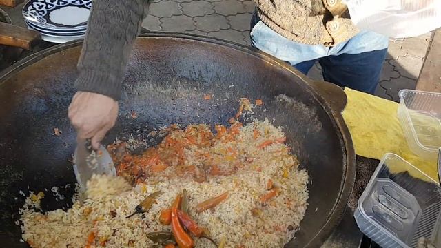 Праздничный плов