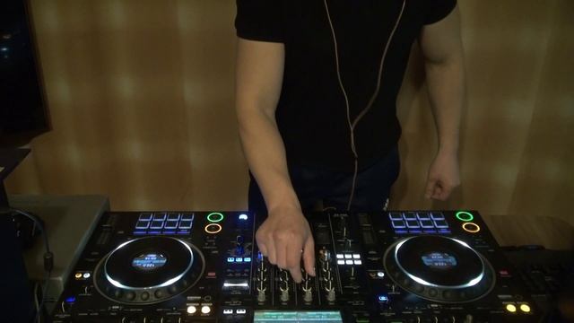 Sergey_Shagaev_Melodic_Techno_House_Mix_Episode #1 (Pioneer XDJ-XZ) 2-3