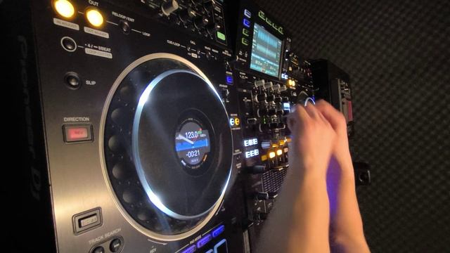 Sergey_Shagaev_Melodic_Techno_House_Mix_Episode #3 (Pioneer XDJ-XZ) 6-7