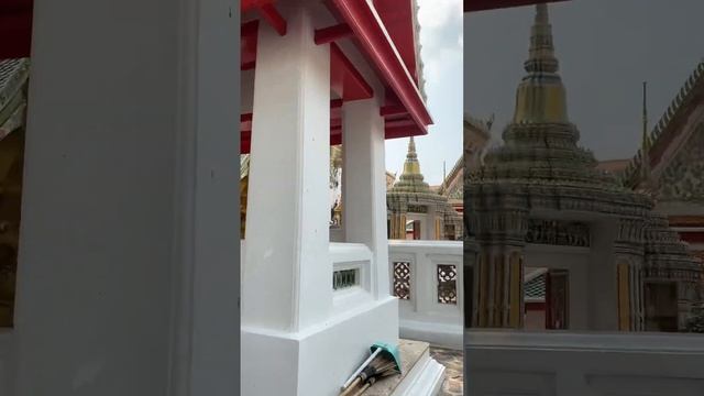 Гуляем по храмовому комплексу Ват По (Wat Pho) / лежащий Будда / Музей древнего тайского массажа