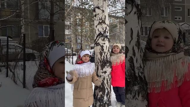 Горбачева Вероника 6 лет и Арина 4 года. Стих Инессы Агеевой "Береза"