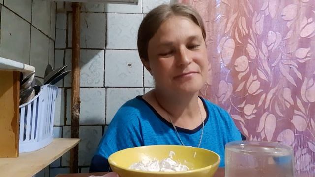 Мукбанг/Пельмени.