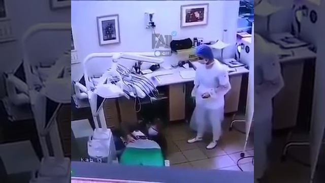 первое посещение стоматолога 😄