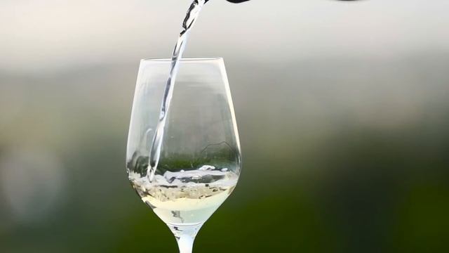 How to Clarify Stock (Consomme) - Three Minute Tuesdays