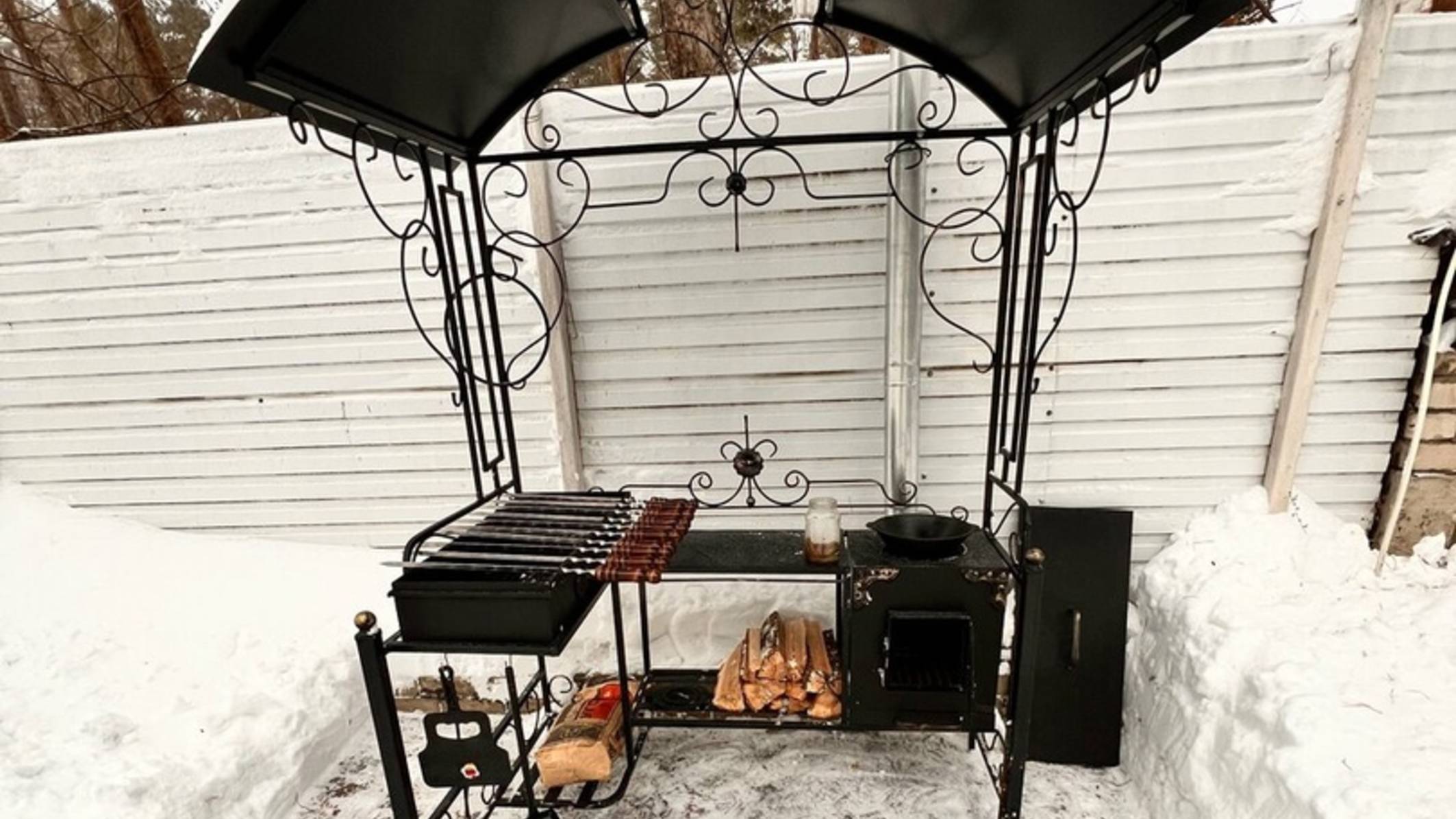 Мангал "Модерн" по т.8-495-764-44-02 или https://mos-mangal.ru/?p=1615
⠀