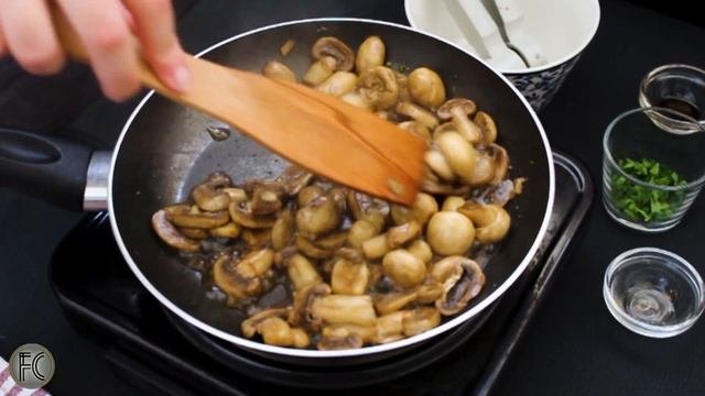 Taste The Mediterranean Summer | Balsamic Sauteed Mushrooms With Hummus