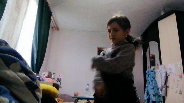 VID_20241207_150436.mp4