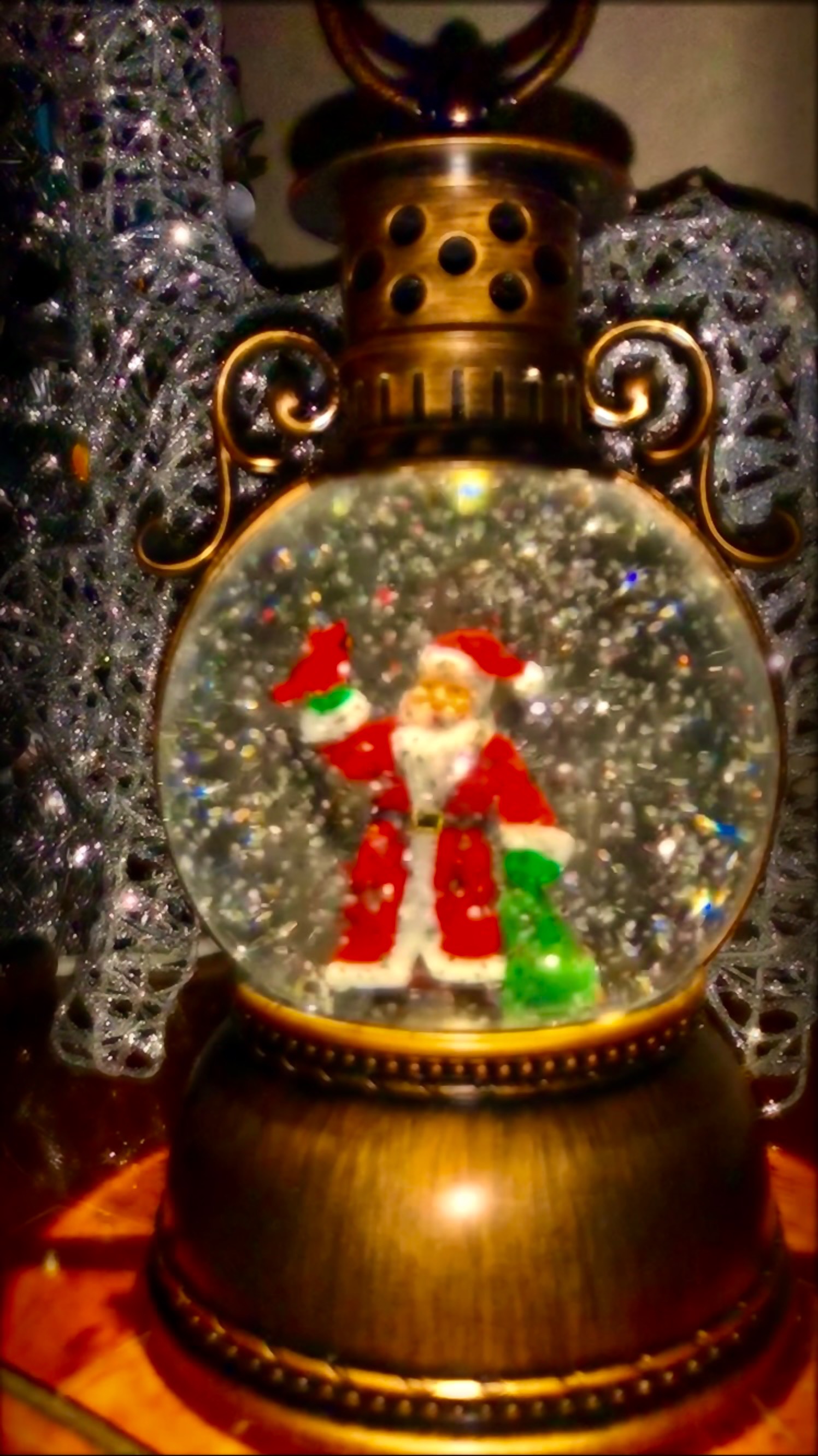 всем новогоднего настроения 🎄