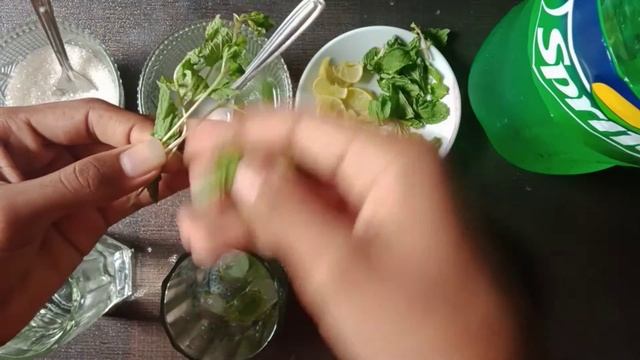 Virgin mojito with sprite/Restaurant style/Easy drink