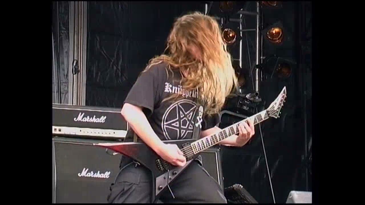 SIX FEET UNDER - Feasting On The Blood Of The Insane (Live at Bang Your Head!!! Festival 2001)