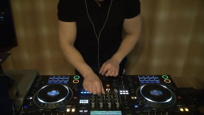 Sergey_Shagaev_Melodic_Techno_House_Mix_Episode #1 (Pioneer XDJ-XZ) 4-5