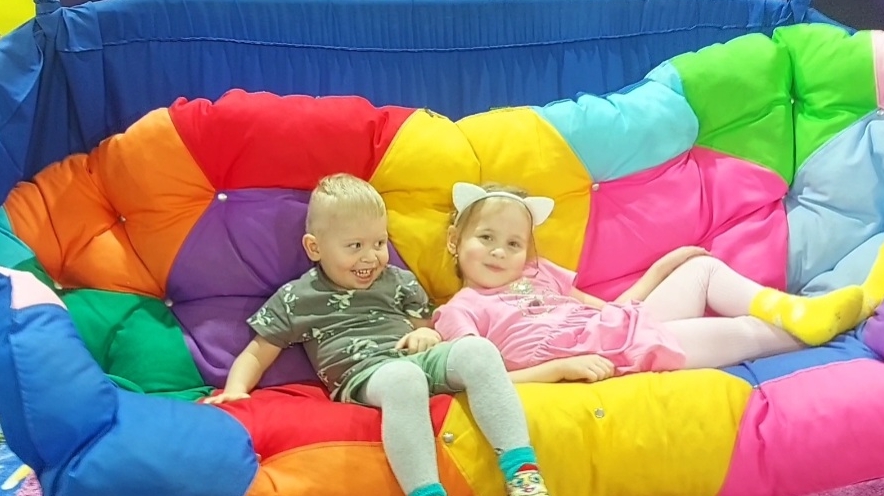 🎊🎉ВЕСЕЛЫЙ ДЕНЬ В ИГРОВОМ ЦЕНТРЕ🤩🙋🙋
